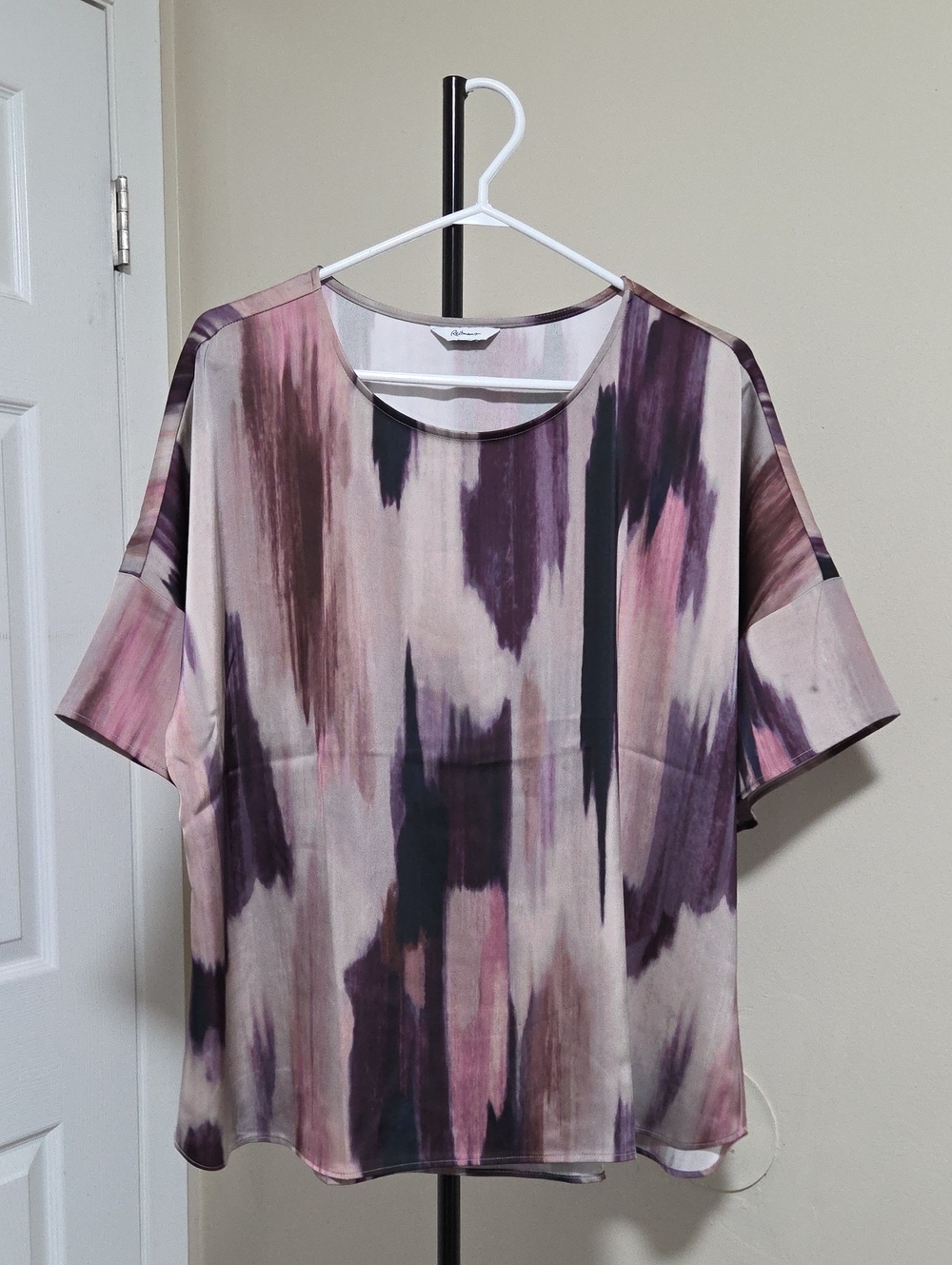 Reitmans Watercolor Brushstroke Short Sleeve Tunic - Purple, Pink, Cream